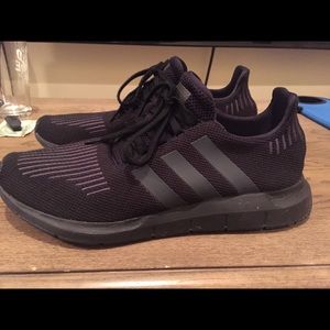 Men’s Adidas Swift Run Primeknit Shoes